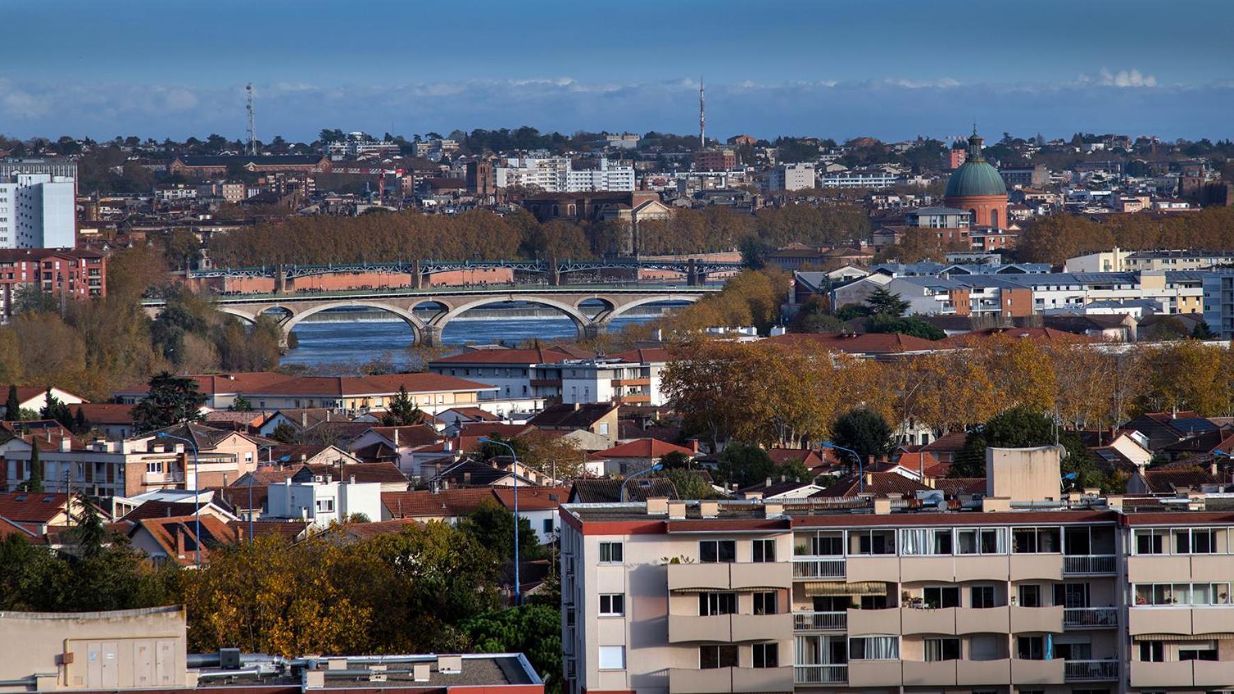 Sevenline Purpan Toulouse Tolosa Esterno foto